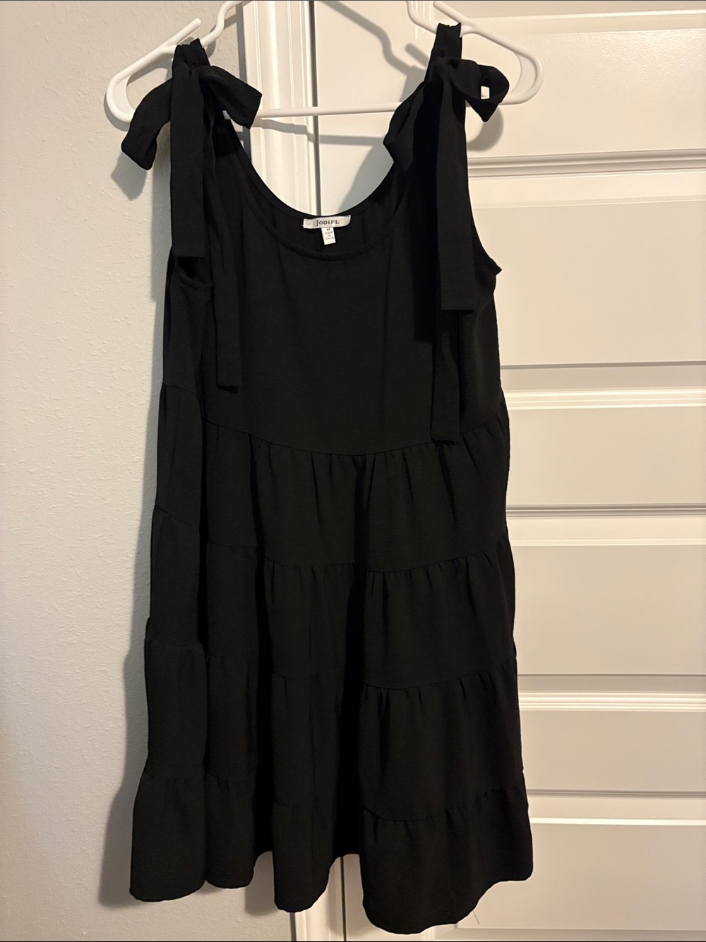 JODIFL Black Tiered Tie-Shoulder Dress